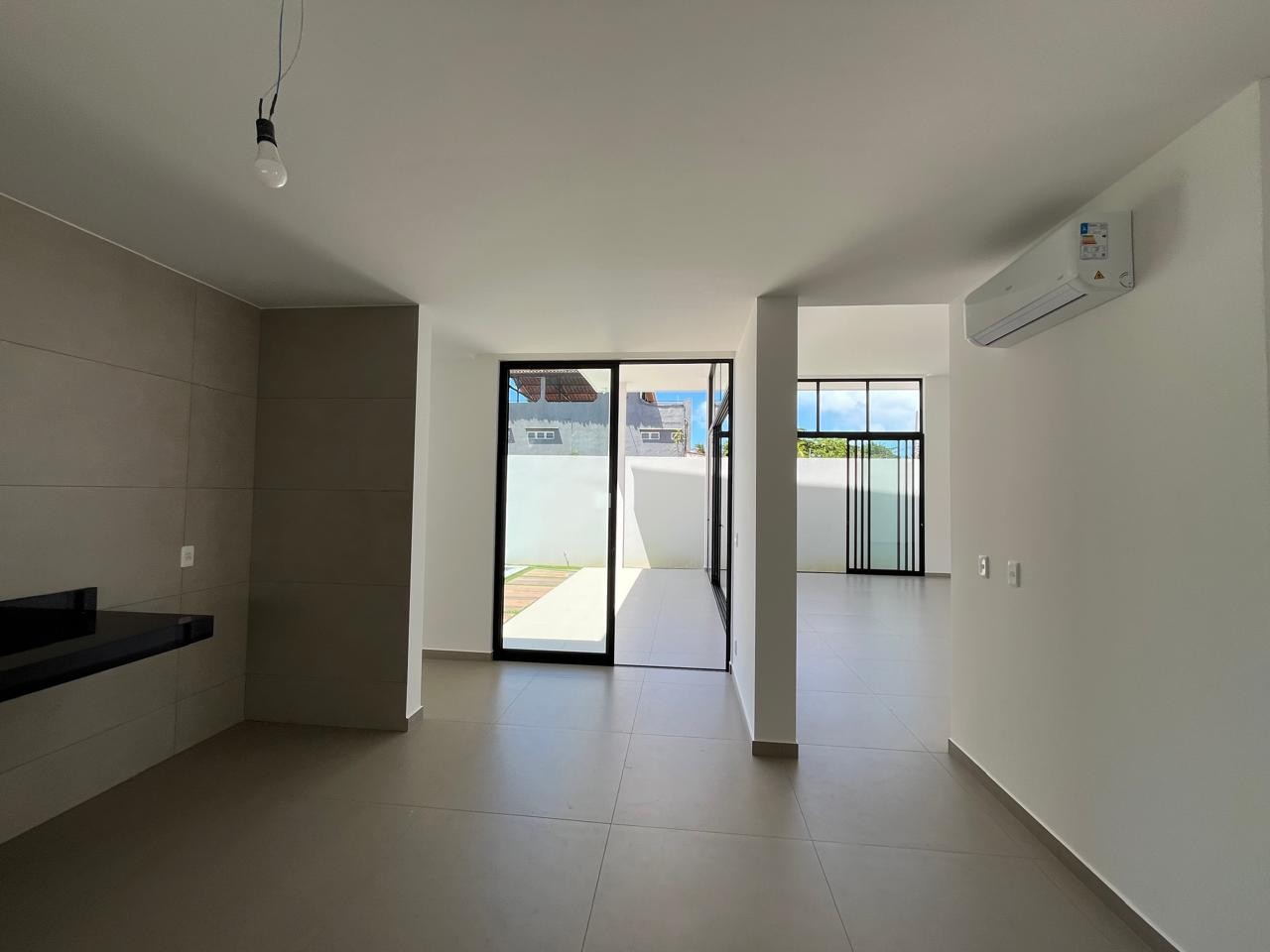 Casa à venda com 3 quartos, 310m² - Foto 37
