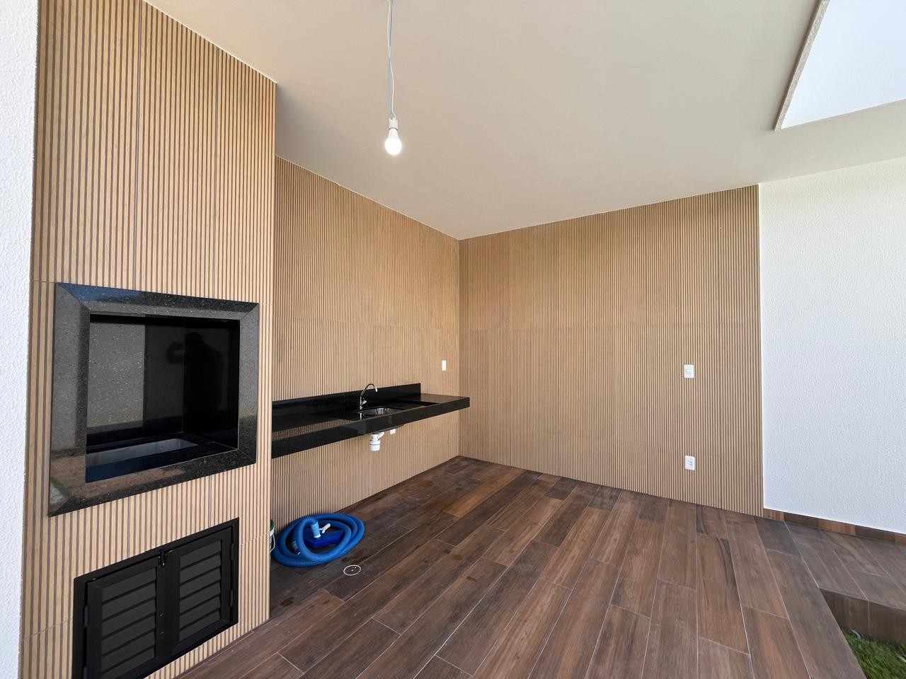 Casa à venda com 3 quartos, 310m² - Foto 9