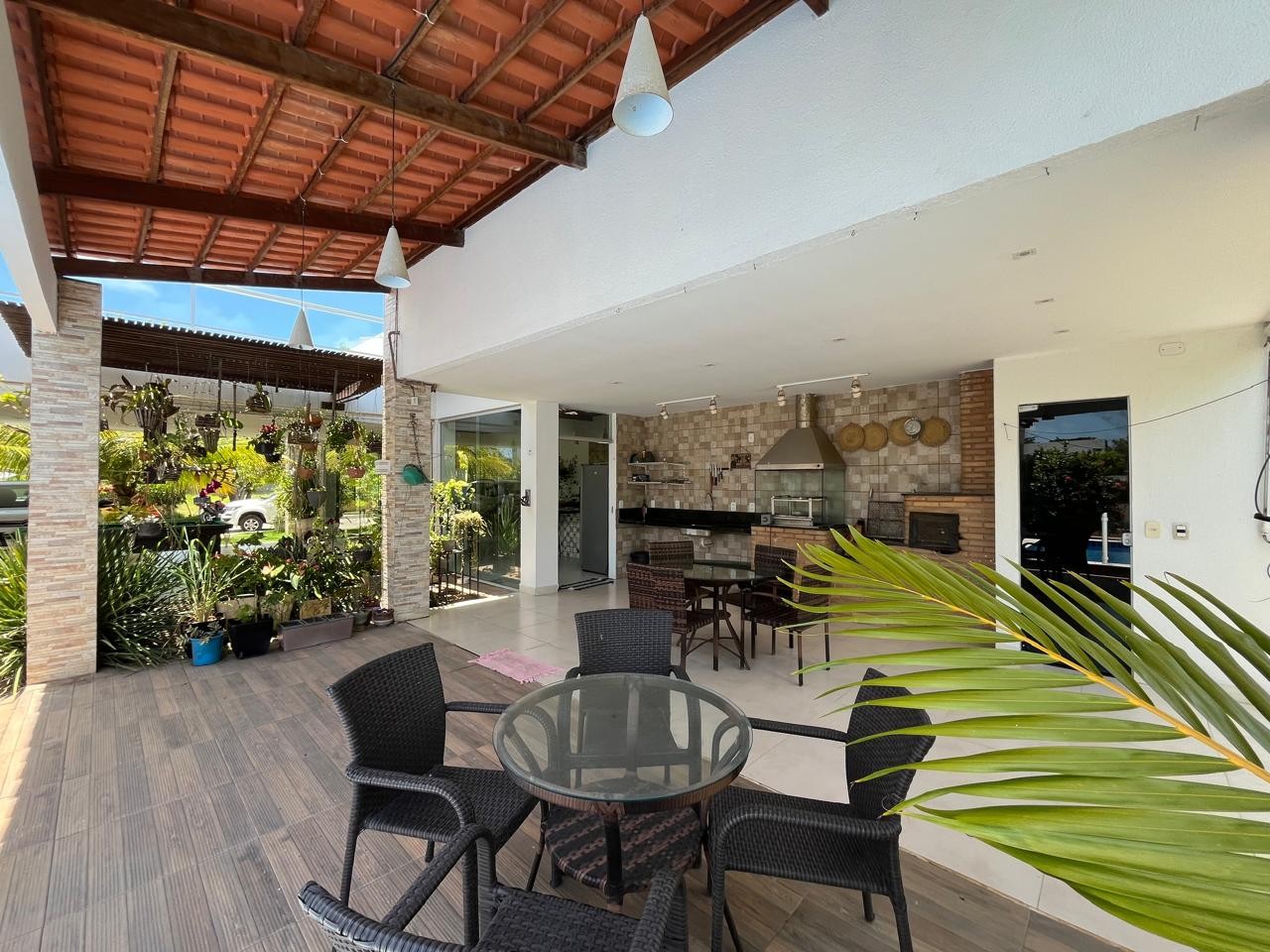 Casa de Condomínio à venda com 4 quartos, 330m² - Foto 8