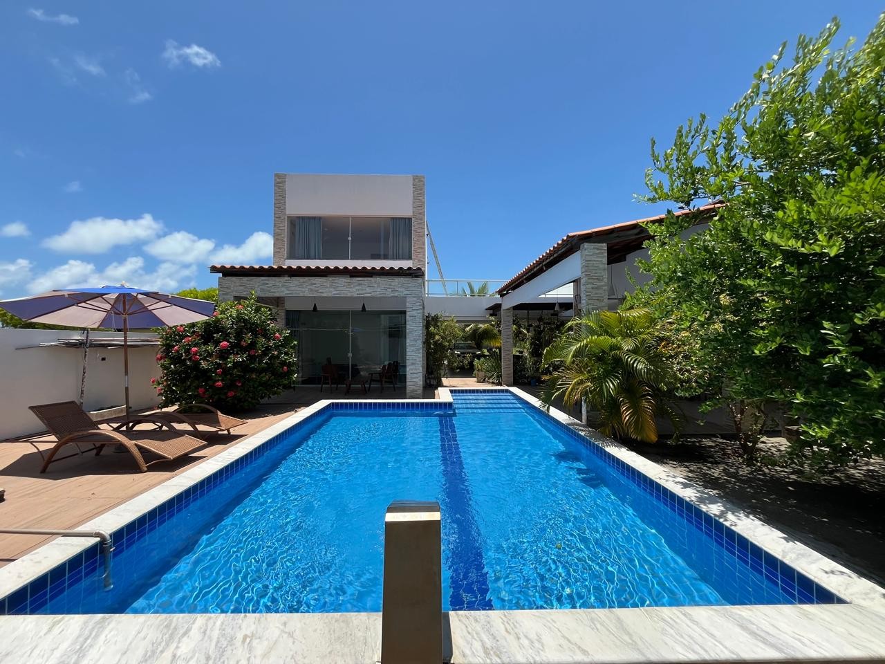 Casa de Condomínio à venda com 4 quartos, 330m² - Foto 11