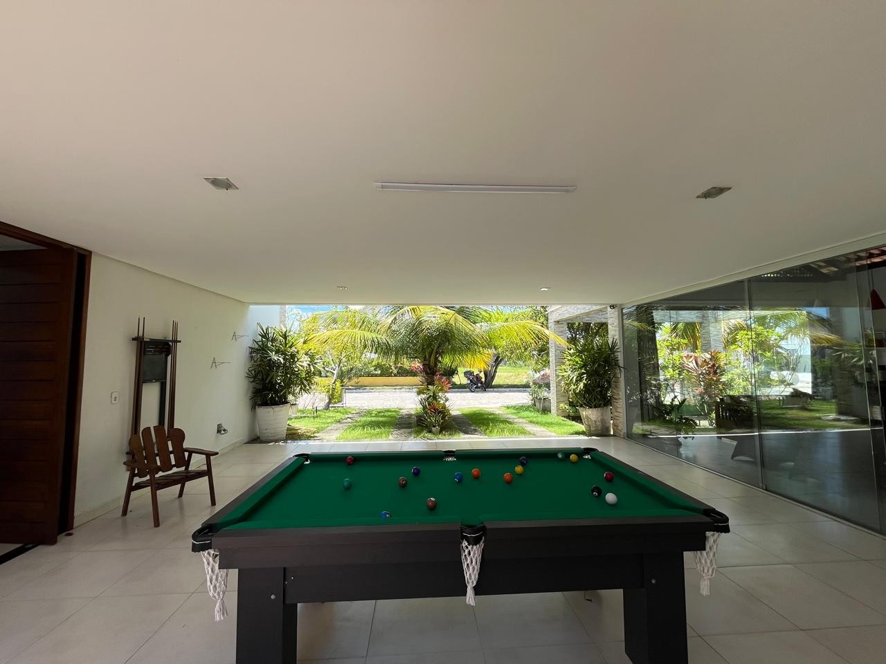 Casa de Condomínio à venda com 4 quartos, 330m² - Foto 17