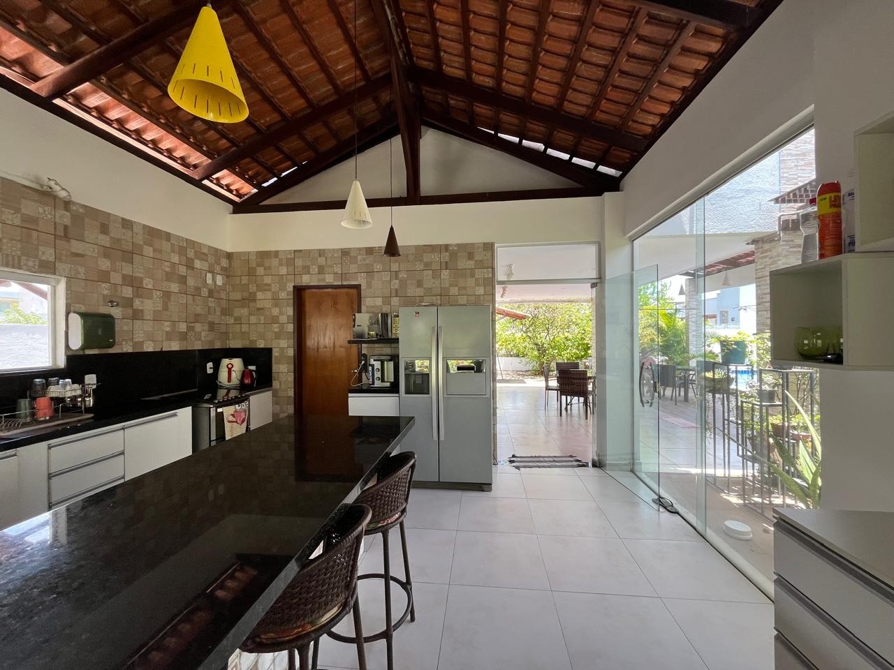 Casa de Condomínio à venda com 4 quartos, 330m² - Foto 23
