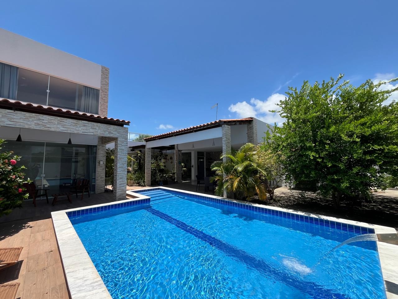 Casa de Condomínio à venda com 4 quartos, 330m² - Foto 15
